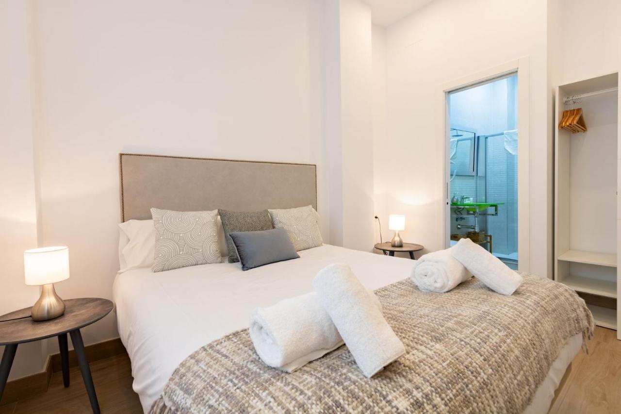 Nine O'Clock Metrosol Appartement Sevilla Buitenkant foto