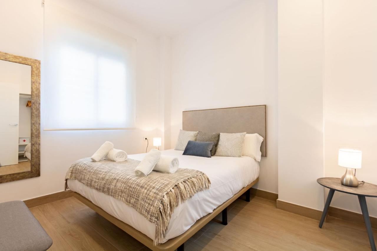 Nine O'Clock Metrosol Appartement Sevilla Buitenkant foto